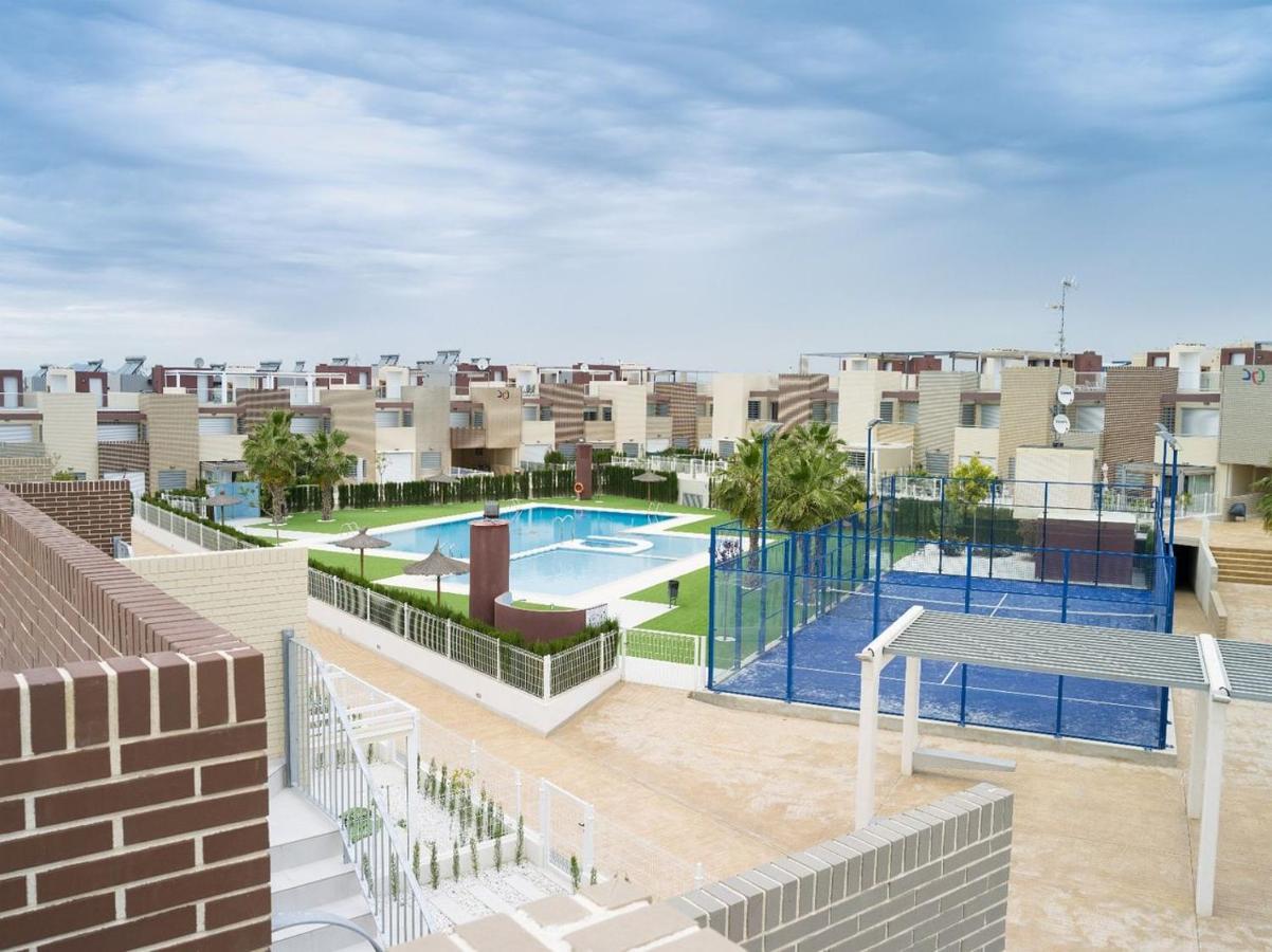 Vivienda Aguas Nuevas Familiar & Deportivo Apartment Torrevieja Bagian luar foto