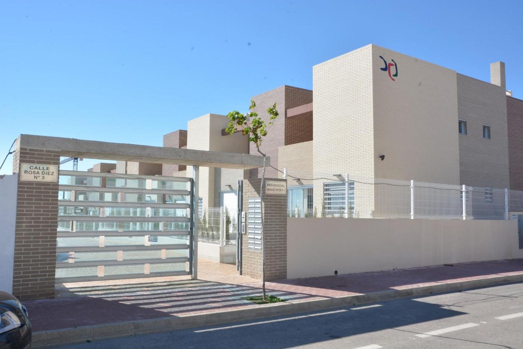 Vivienda Aguas Nuevas Familiar & Deportivo Apartment Torrevieja Bagian luar foto