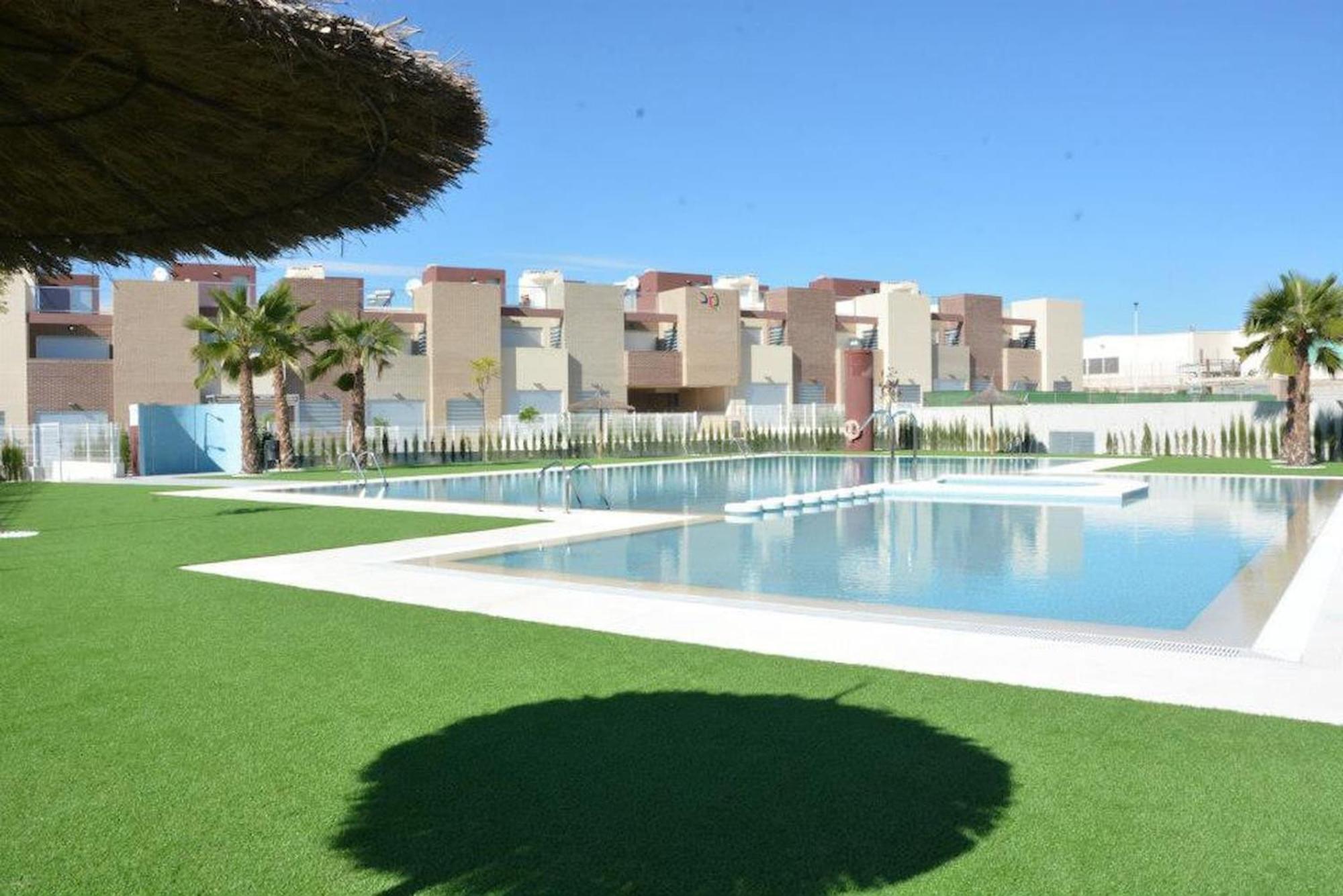 Vivienda Aguas Nuevas Familiar & Deportivo Apartment Torrevieja Bagian luar foto