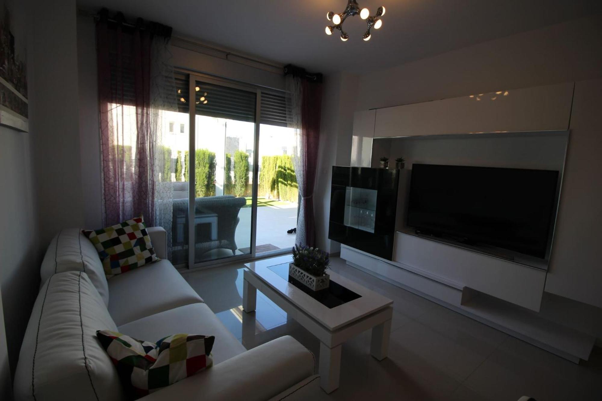 Vivienda Aguas Nuevas Familiar & Deportivo Apartment Torrevieja Bagian luar foto