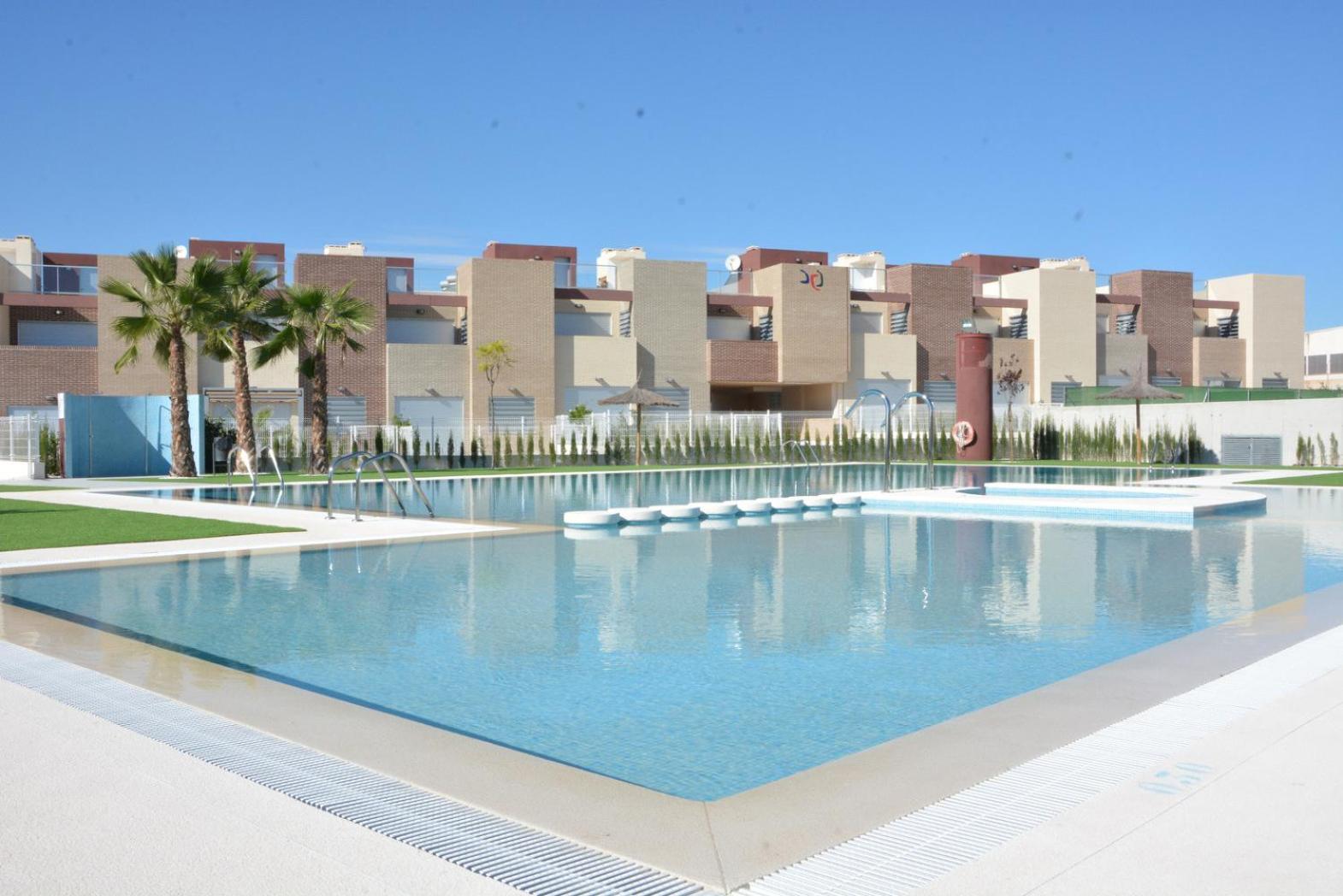 Vivienda Aguas Nuevas Familiar & Deportivo Apartment Torrevieja Bagian luar foto