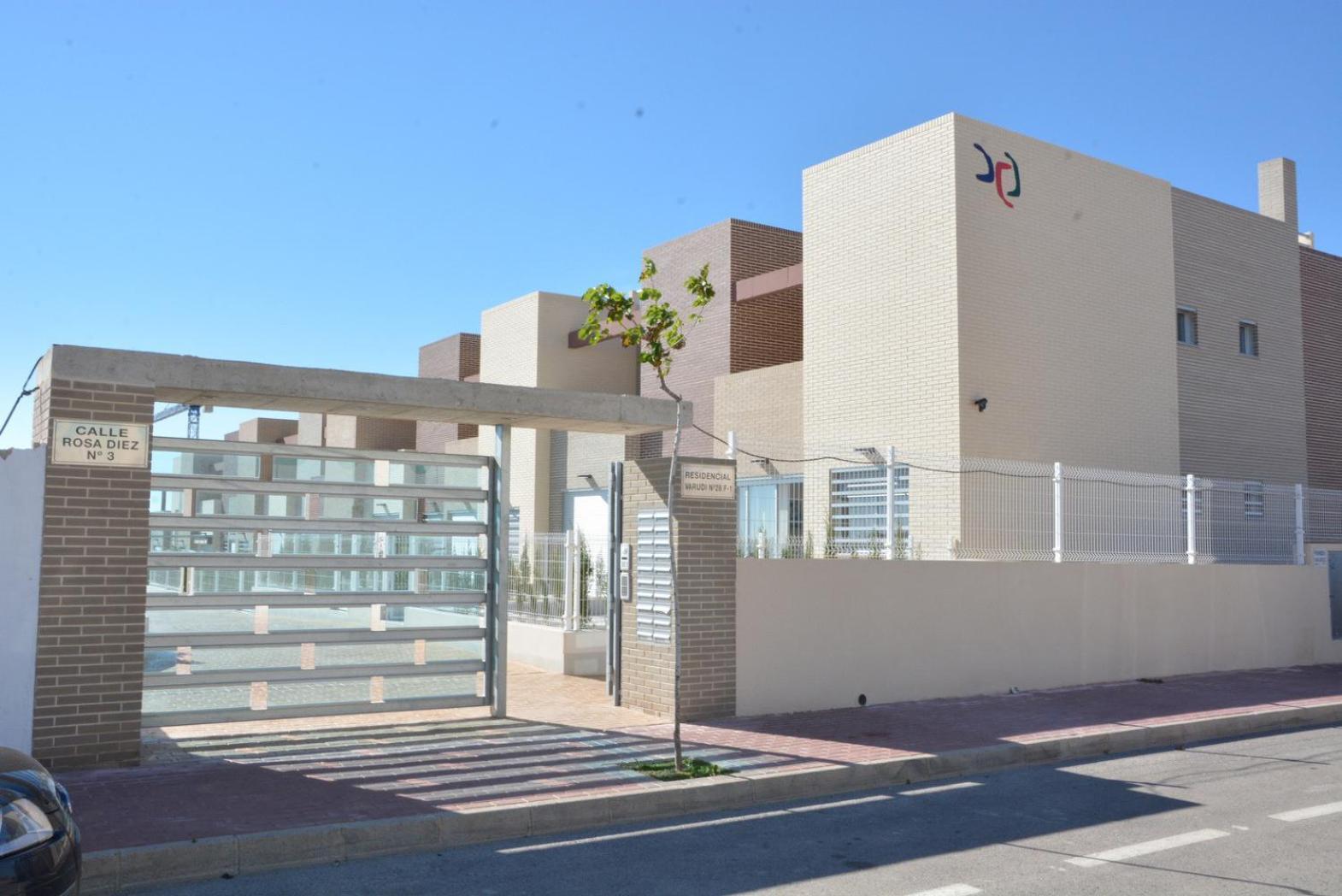 Vivienda Aguas Nuevas Familiar & Deportivo Apartment Torrevieja Bagian luar foto